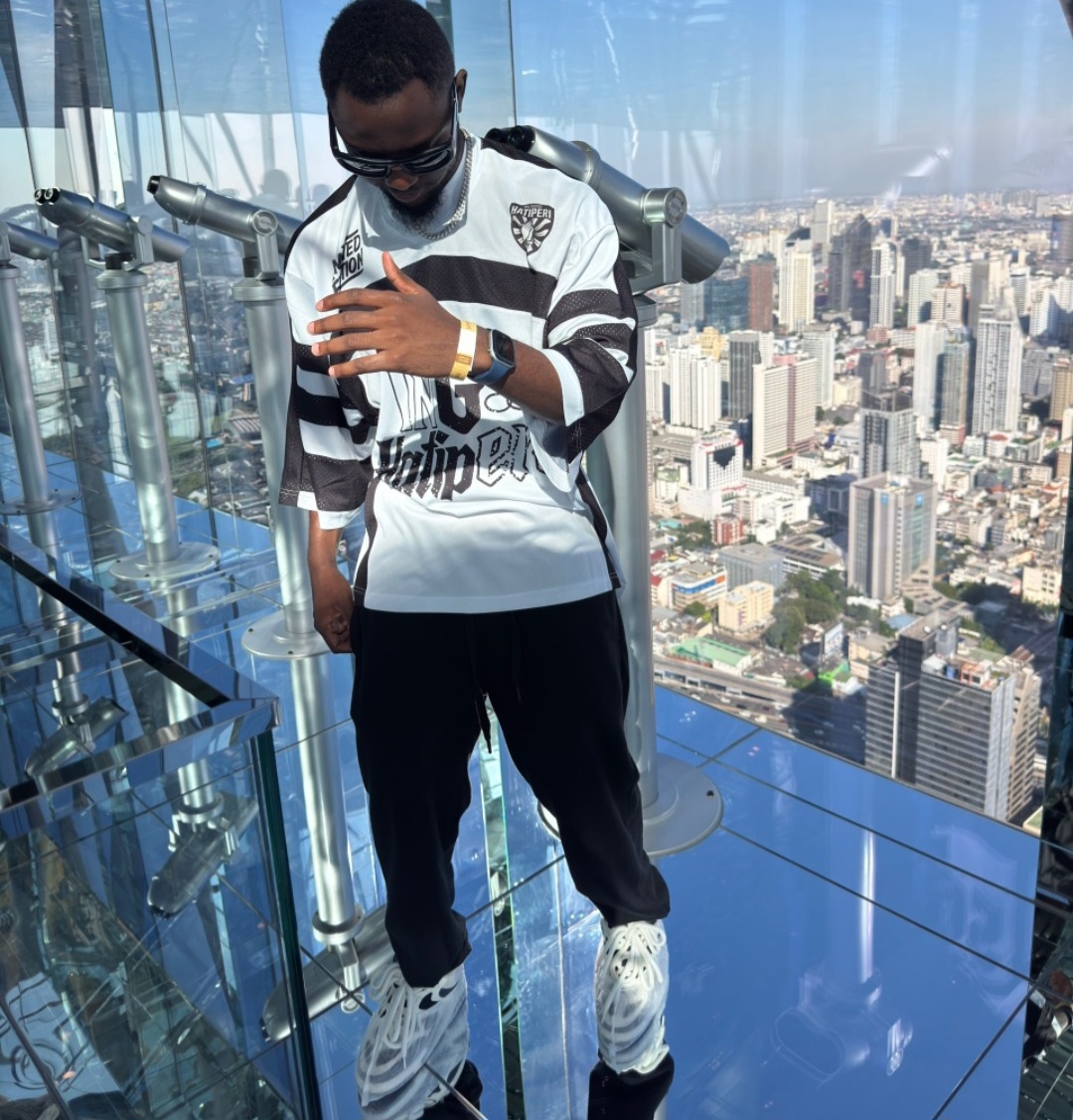 LE Summer ’25 Jersey (Premium Edition)