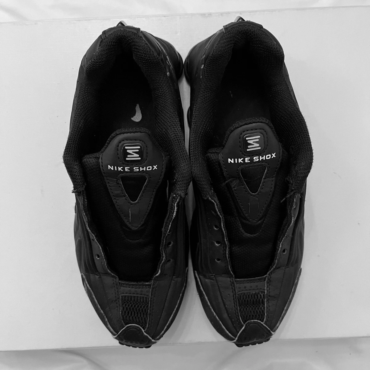 Nike Shox R4