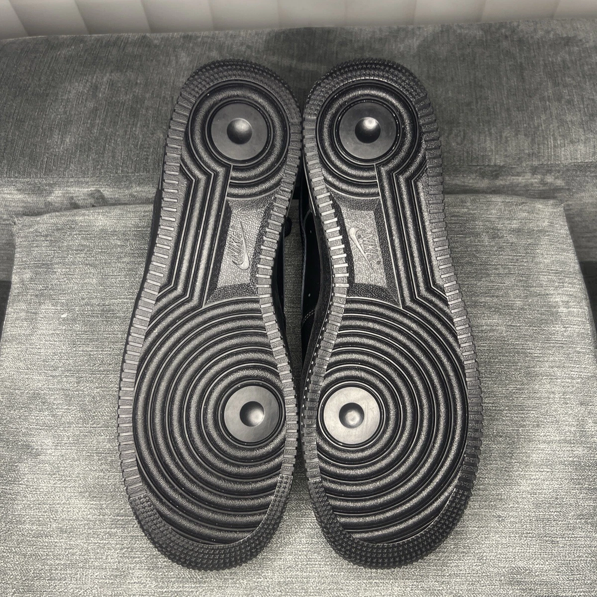 Nike Air Force 1 Low Triple Black