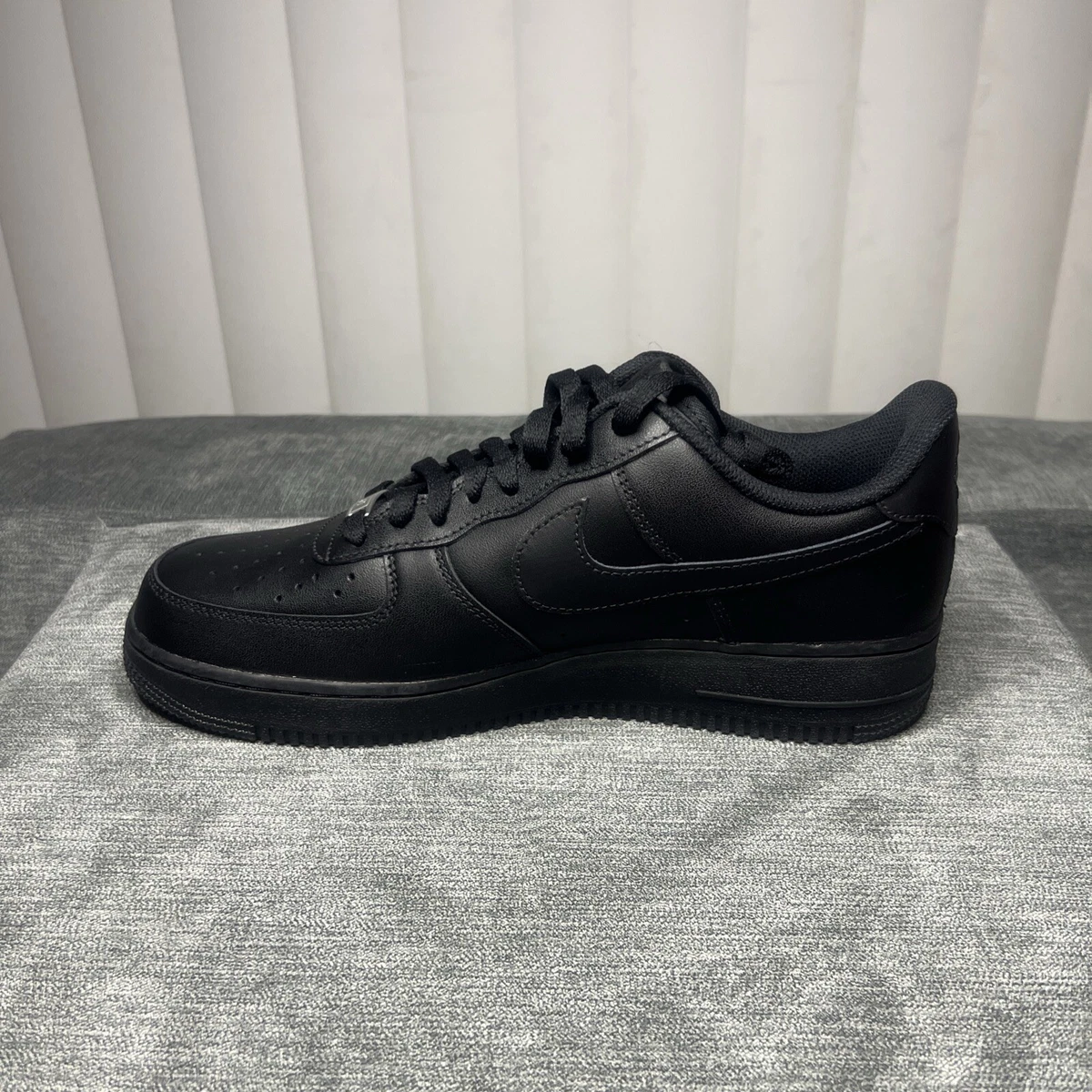 Nike Air Force 1 Low Triple Black